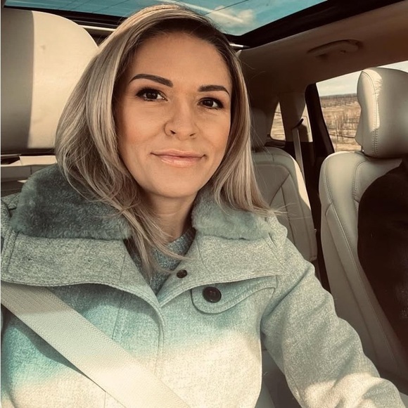 Authentic Burberry Wool Coat with Fur Collar Gray Size 4 - Picture 8 of 8